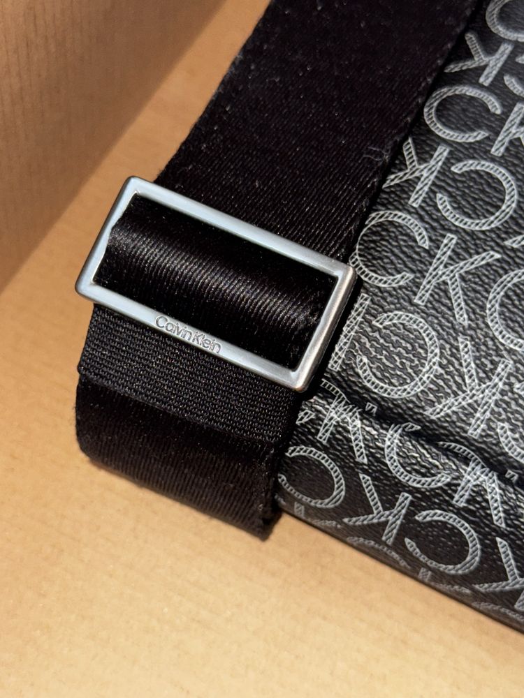 Oryginalna torba Calvin Klein na ramie