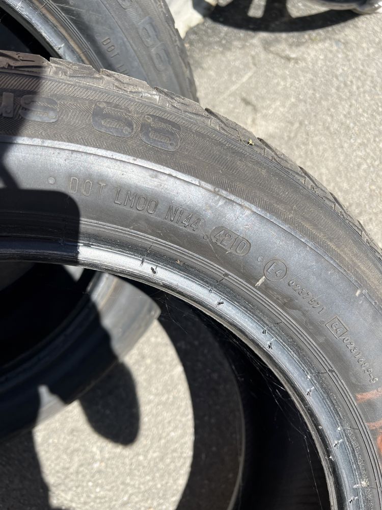Продам зимову резину r17 225/55 uniroyal