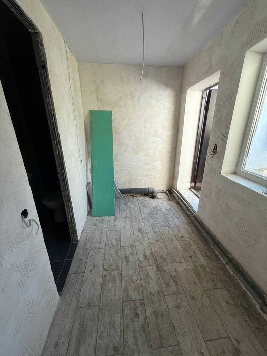 Продам однокімнатну кватиру на землі (жилкоп)