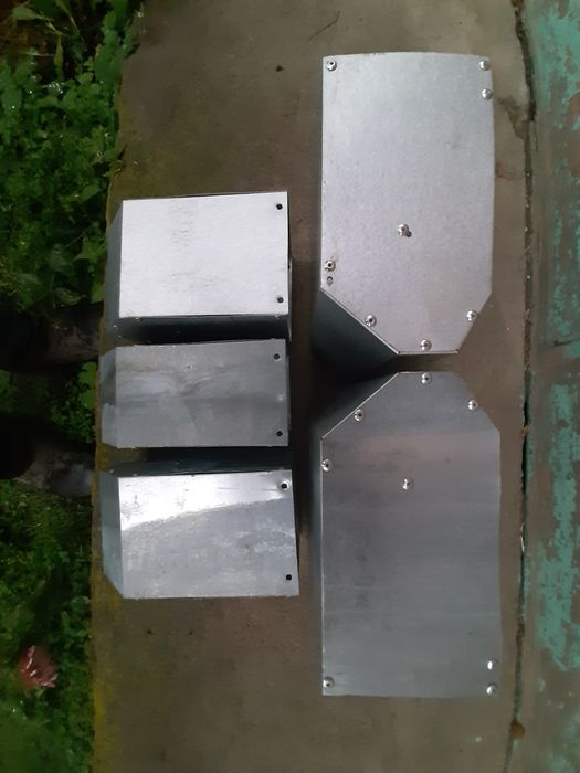 Кормушкі бункерні