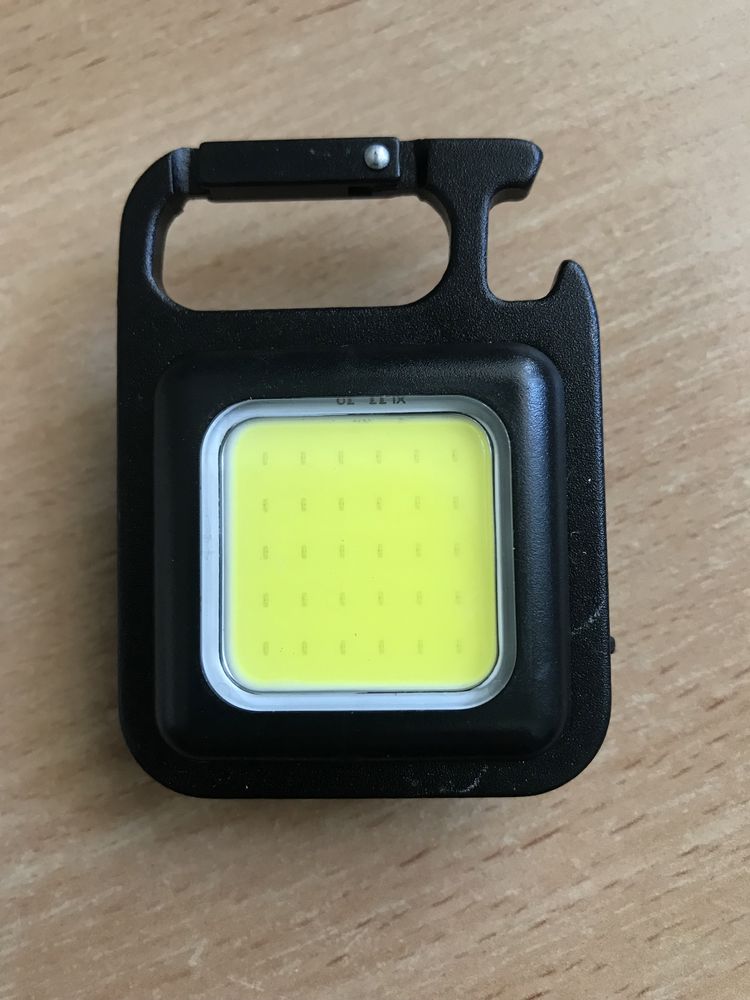 Продам фонарик cob rechargeable keychain light.