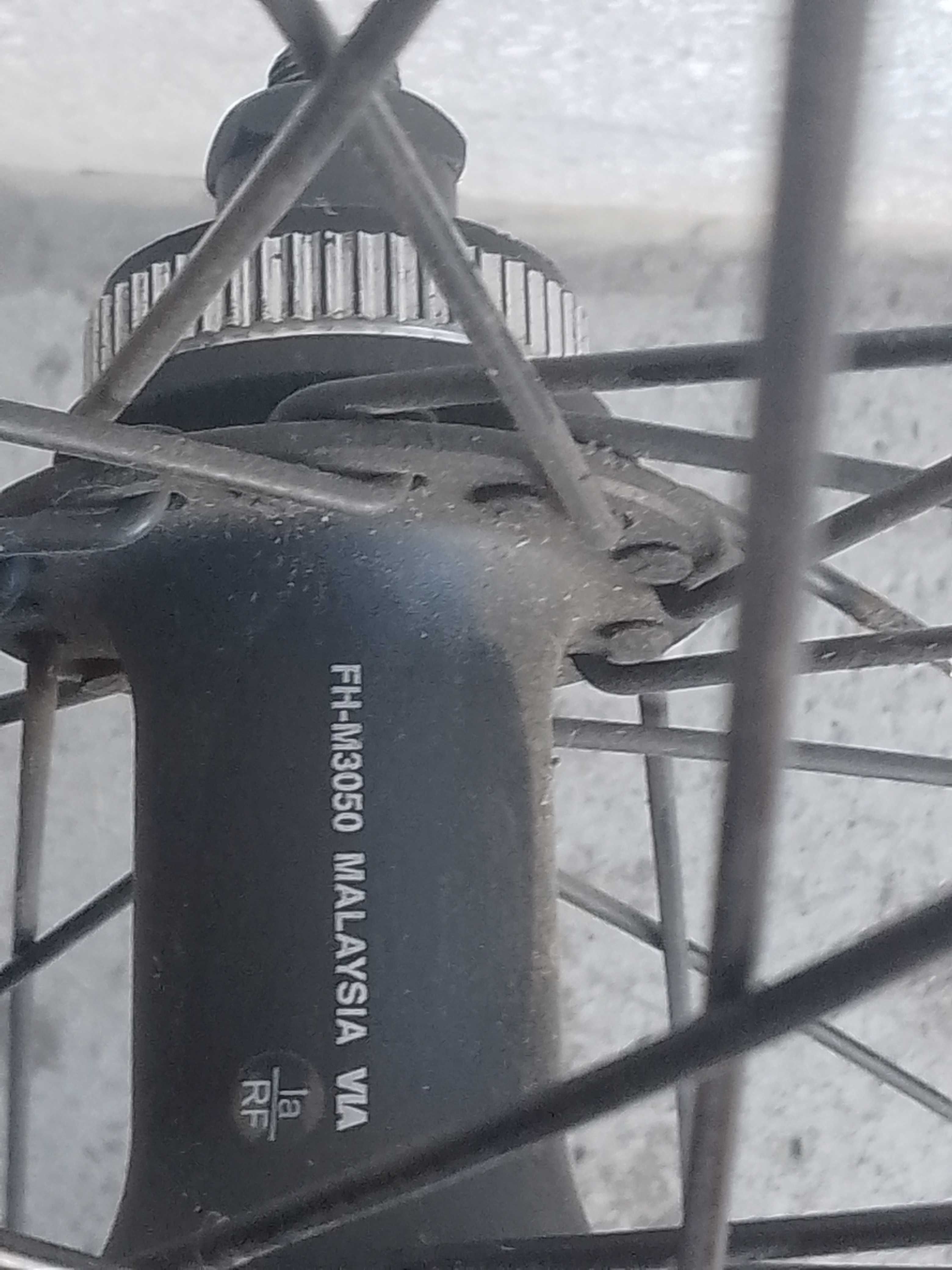 Koło alu 29cali pod tarczę ,tył pod kasetę 8,9,10 .center lock