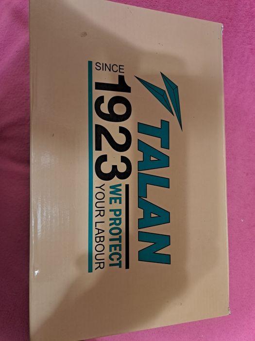 черевики с залізним носком