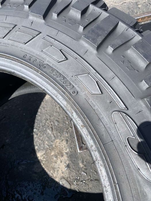 Шини 35*12.50 R20LT еквівалент розміру 315/60 r20 пара Nitto 21p 11мм