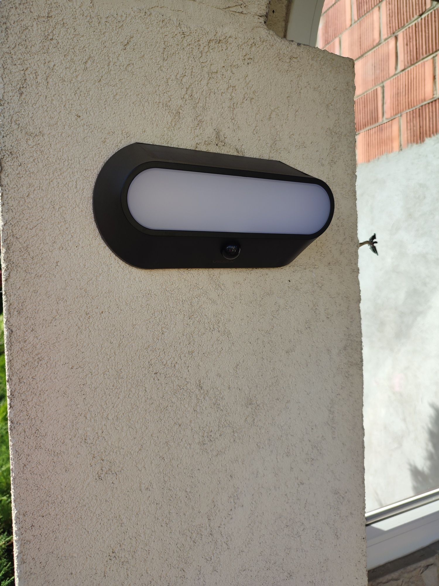 Lampa Videx solarna LED