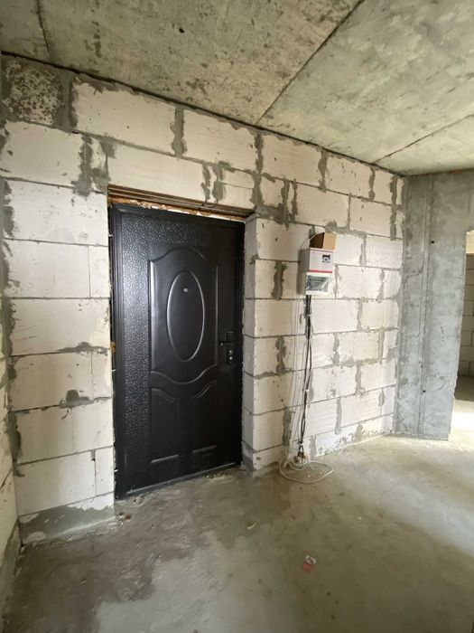 Пропонується до продажу 2-х кімнатна квартира в центрі. Лариса