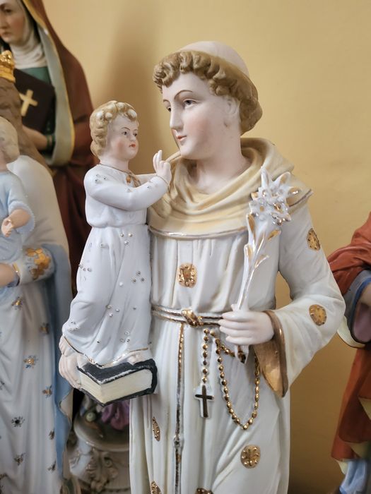 Piękna figurka Święty Antoni z Panem Jezusem z porcelany biskwitowej
