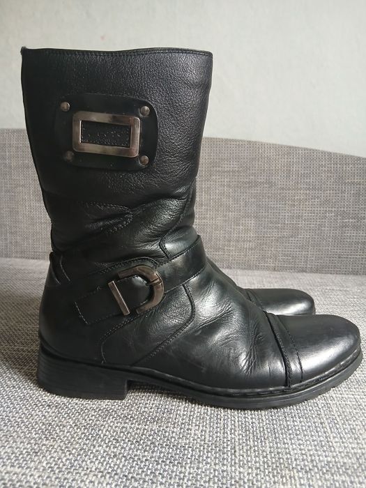 Продам мужские сапоги