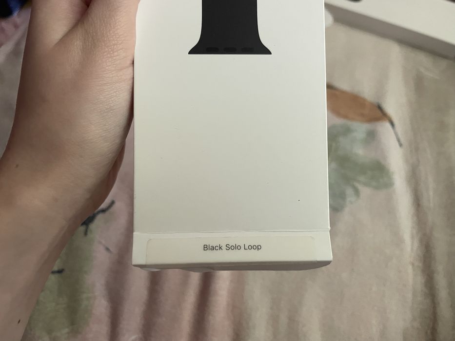 Opaska Solo Loop do Apple Watch w kolorze czarnym - rozmiar 5 (40mm)