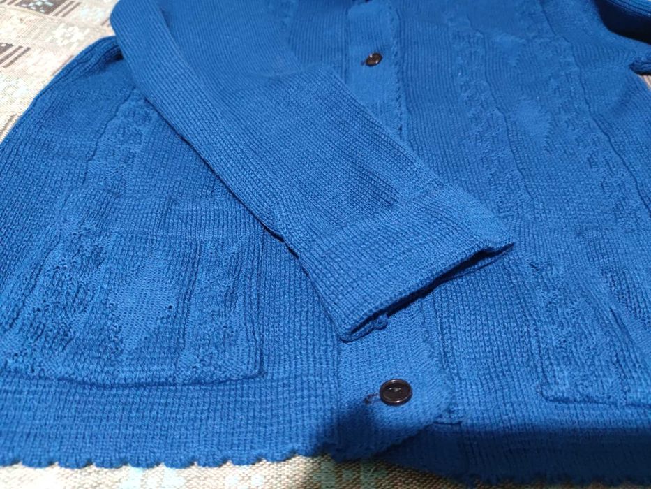 Кофта новая на пуговицах