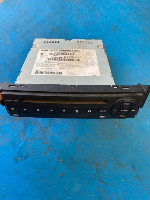 Czytnik DVD Grand Voyager town country P05064063AE