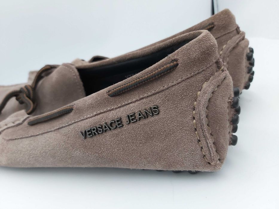 Buty VERSACE JEANS  rozmiar 40 mokasyny skora zamszowa beż