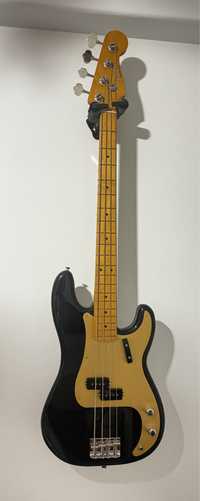 Baixo Fender P Bass Vintera II