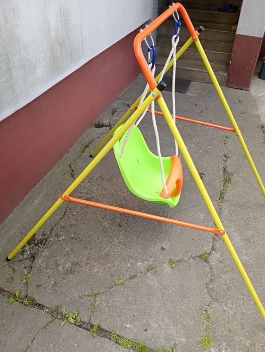 Huśtawka ogrodowa dla dzieci