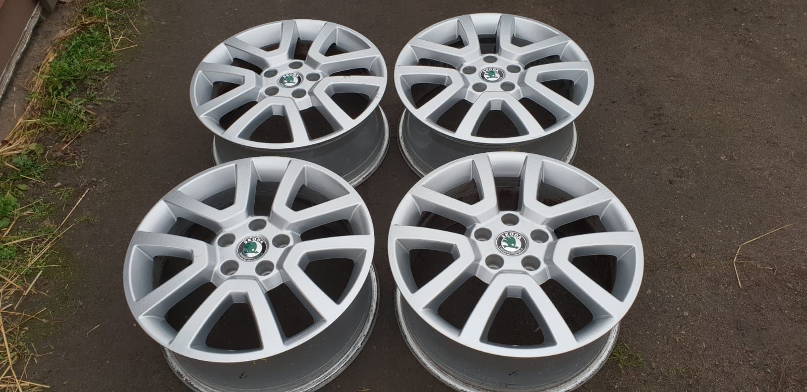 Alufelgi 17" Skoda 5x112 oryginalne +Gratis