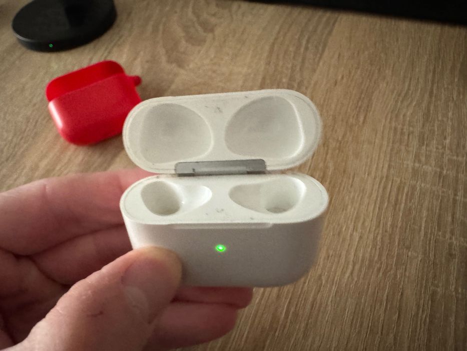 Кейс от AirPods 3