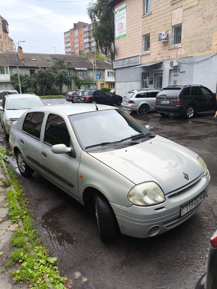 Renault Clio 1.4