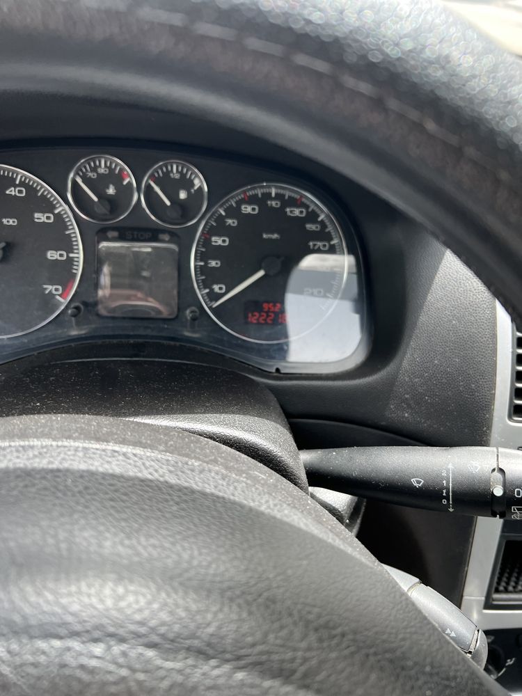 Peugeot 307 Cinzento - 142 000 Km