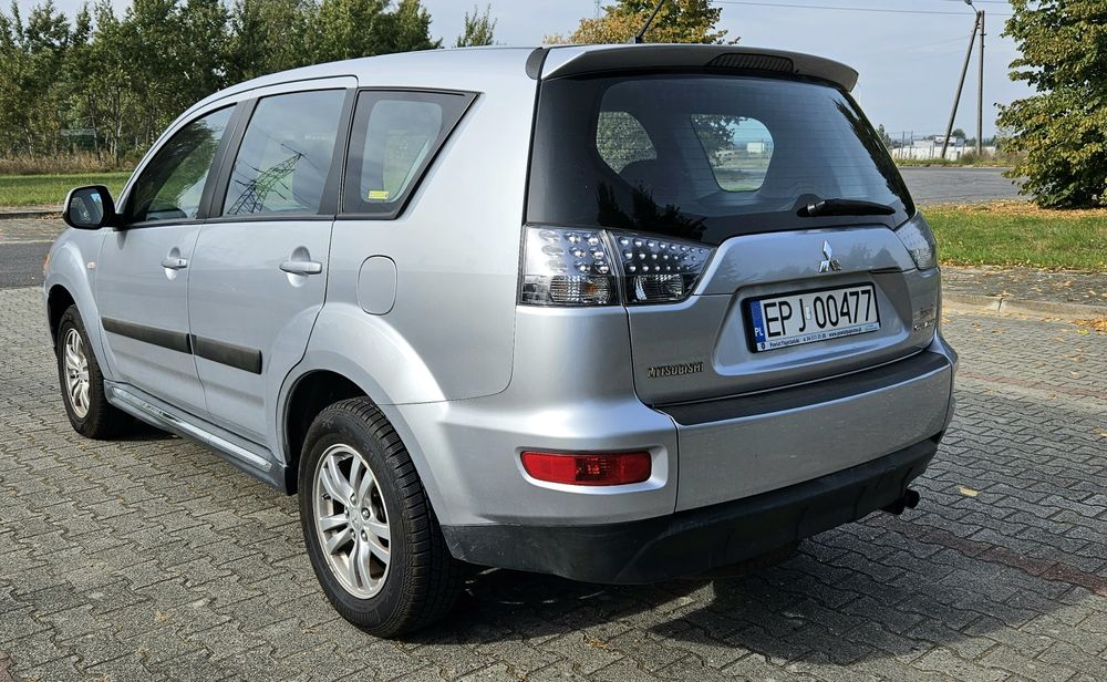 Mitsubishi Outlander II 2.2 DiD Mivec 177KM 6 biegów napęd 4WD