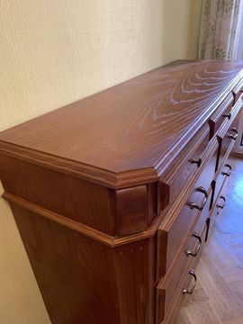 Комод деревяний , ясеневий , в гарному стані
