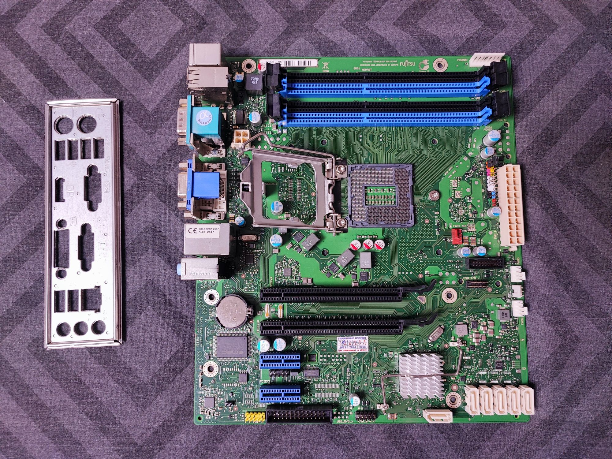 Материнская плата Fujitsu D3221-A12 G