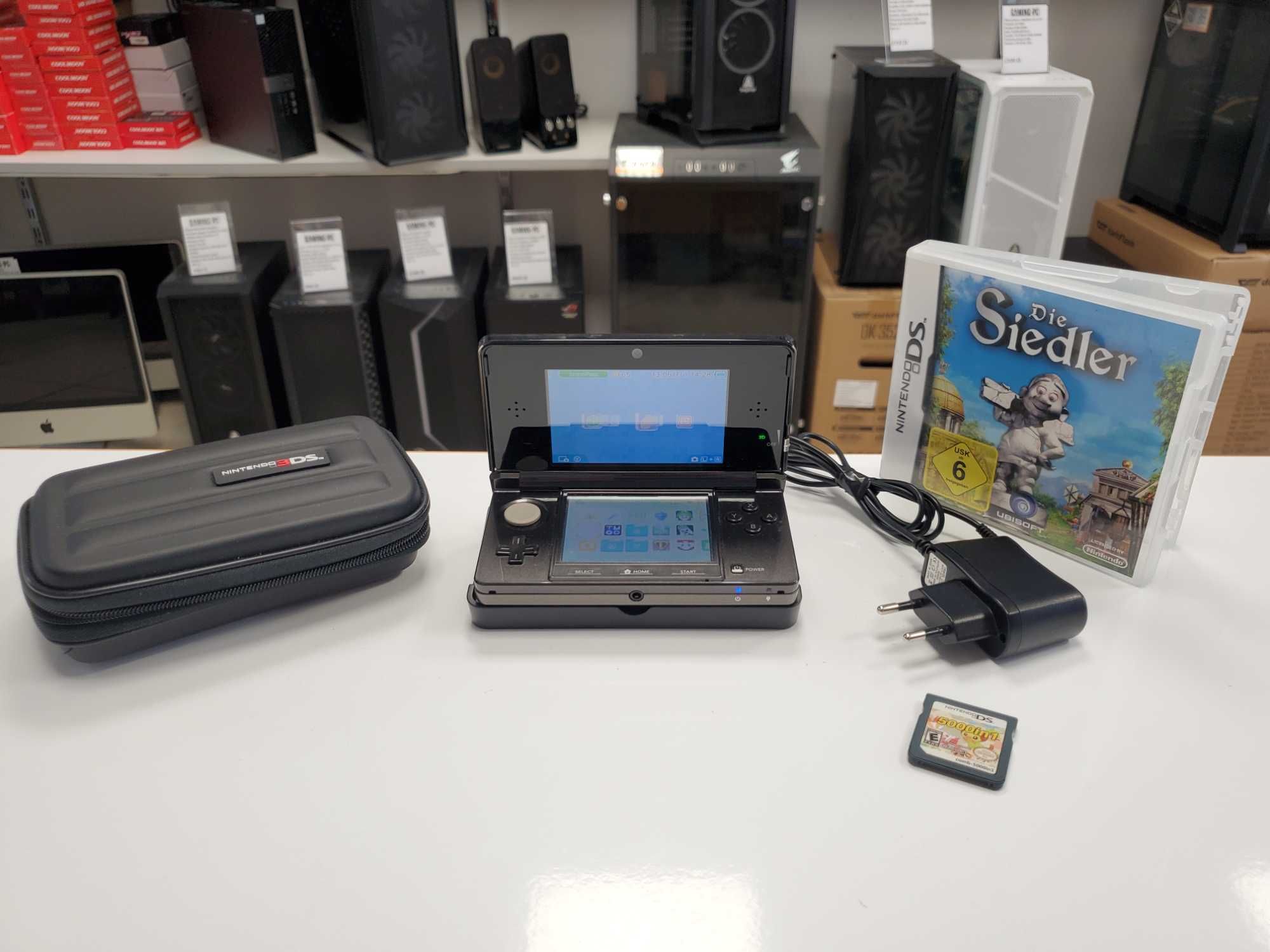 Konsola Nintendo 3DS CTR-001 + stacja + gra + etui