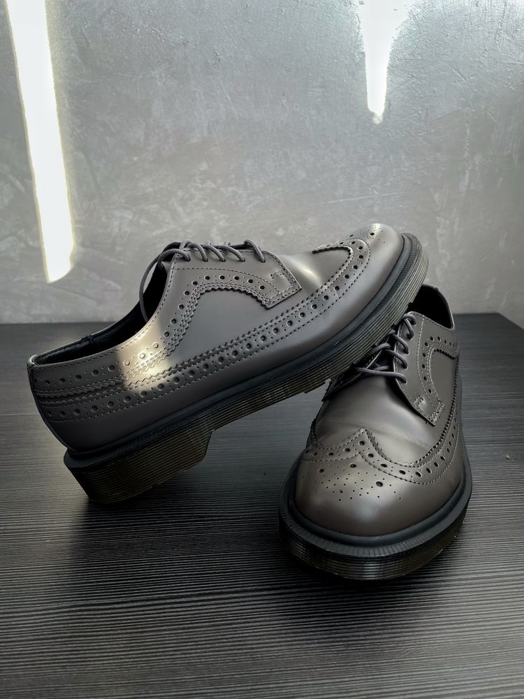 Дербі Dr Martens оригінал