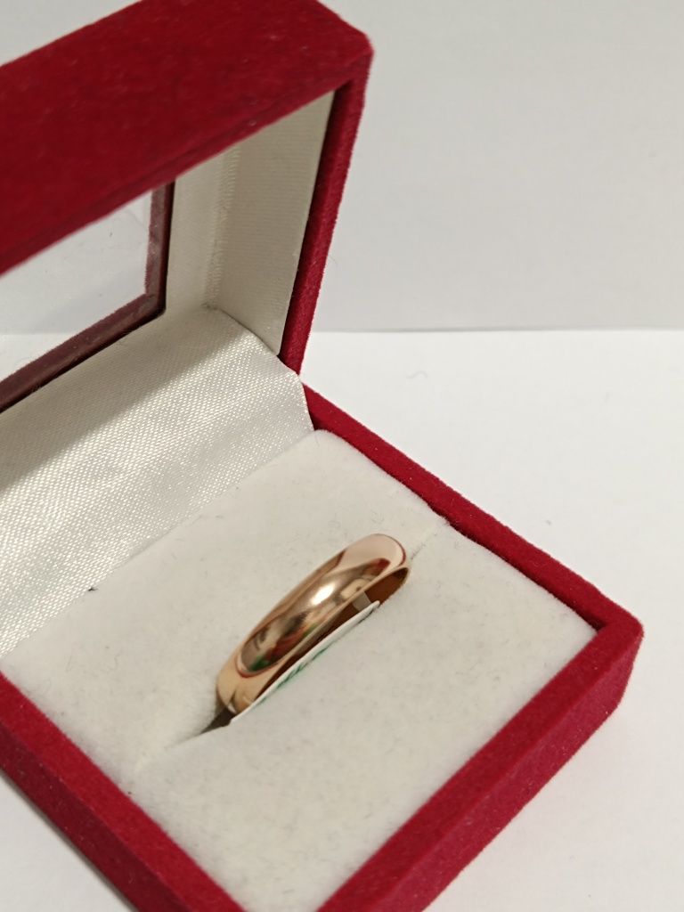 Złota obrączka szerokość 4mm roz.23,5 złoto próby 583