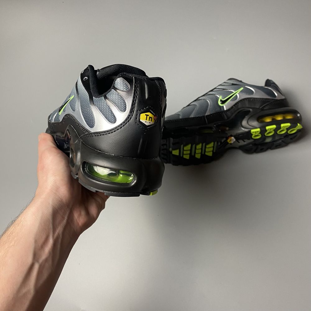 Кросівки кроссовки Nike Air Max Black Particle Grey Vapour Green