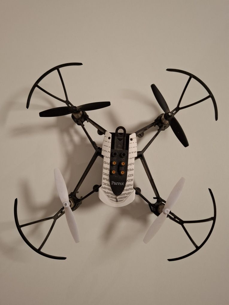 Drone Parrot MAMBO FLY