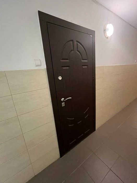 Продається 2 к квартира на вул.Келецька 3449