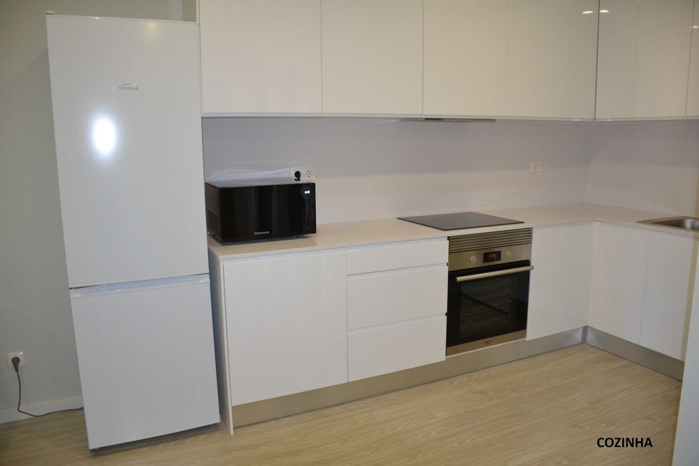 Apartamento T1 semi novo para arrendar