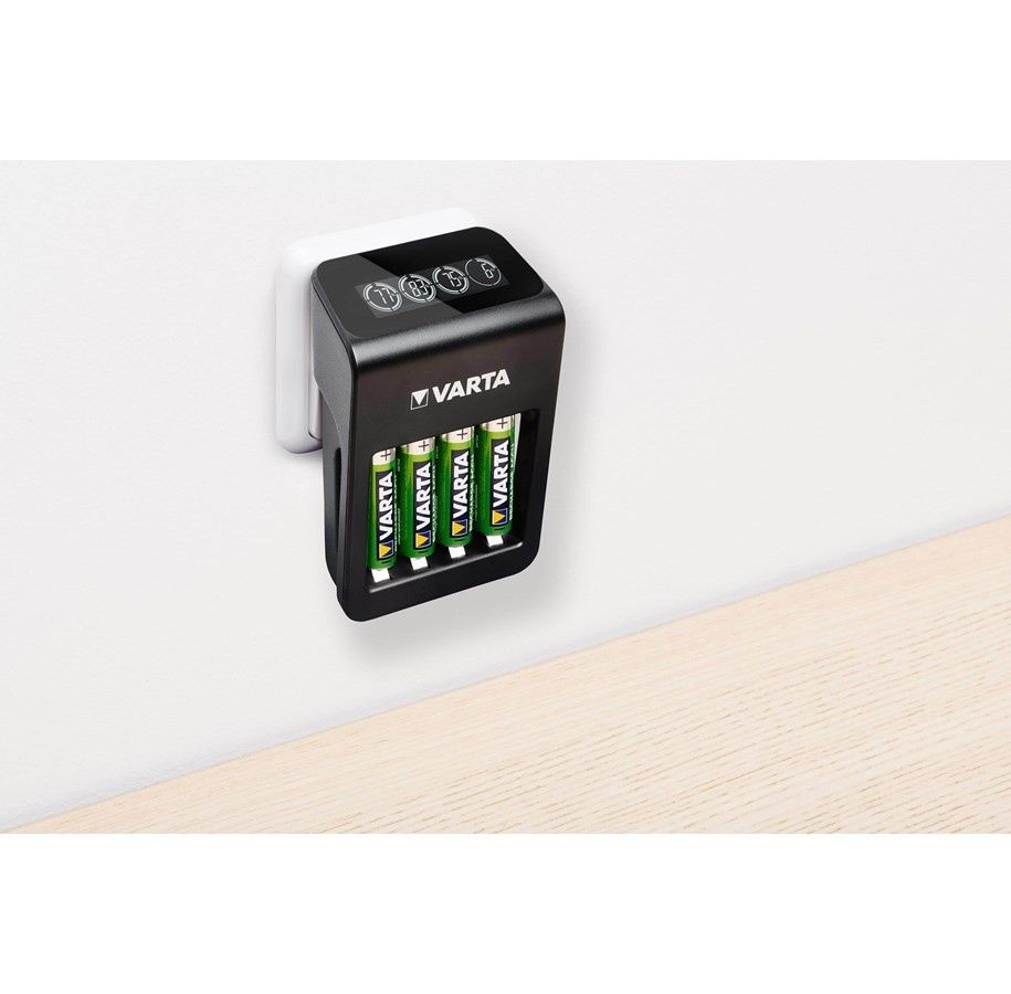 Ładowarka VARTA LCD PLUG Charger+ 4 x AA 2100 mAh