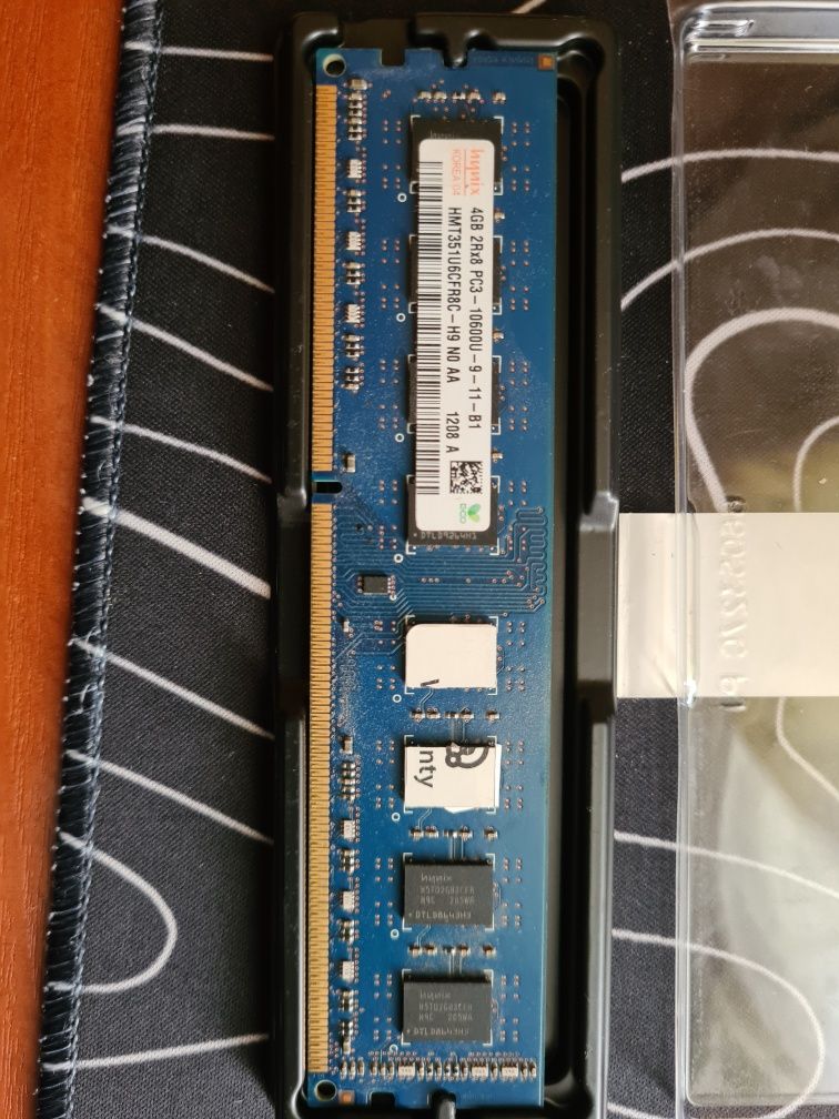 Оперативная память Hynix 4GB DDR3 1600 MHz