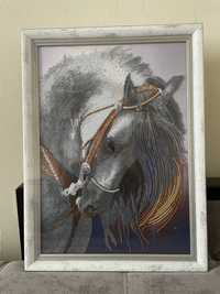Картина вышивка бисером в рамке Лошадь