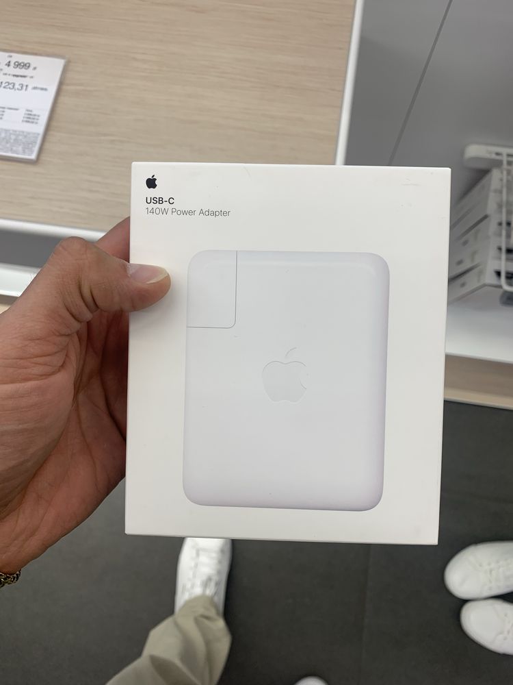 Piękny MacBook Pro 13 + Nowa Bateria i ładowarka Apple