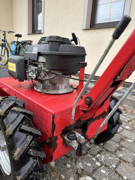 Hydrauliczna zamiatarka honda