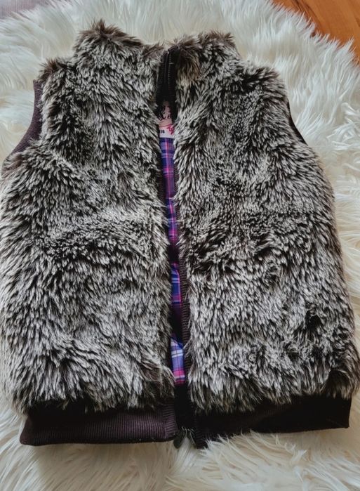 Kamizelka z futerka dla dziewczynki