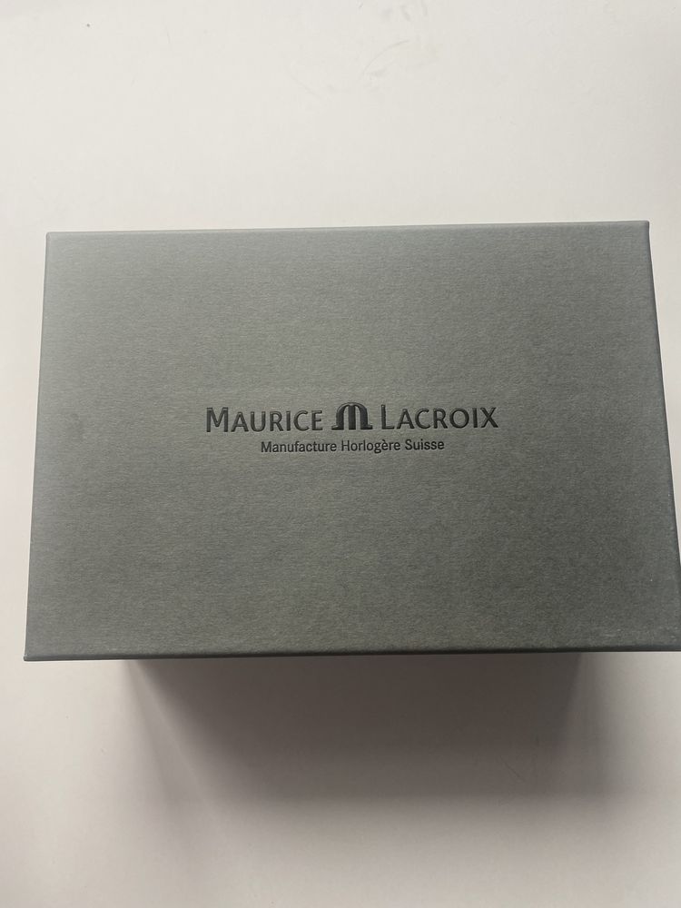 продам часы MAURICE LACROIX EL1088-SS001-812-1