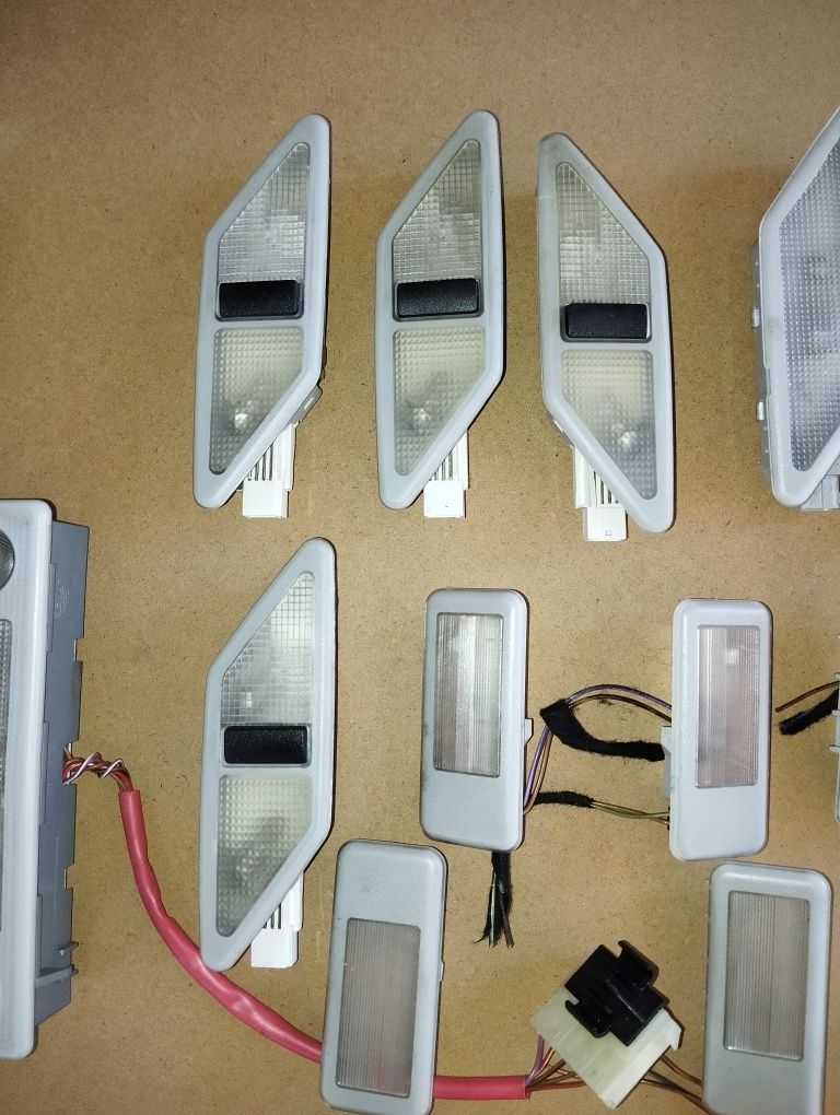 BMW E36 Lampki szare zwykłe w podsufitkę słupki lampki C jupiterek