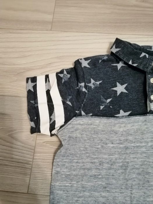 koszulka polo z krótkim rękawem firmy H&M dla chłopca, rozmiar 134/140