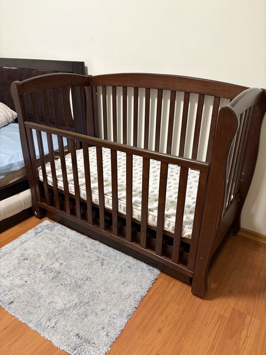 Ліжечко дитяче