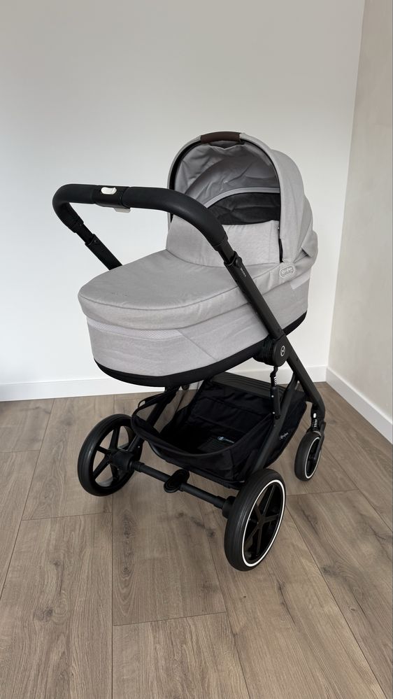 Візочок Cybex Balios S Lux 3 в 1 в кольорі Lava Grey на чорному шасі