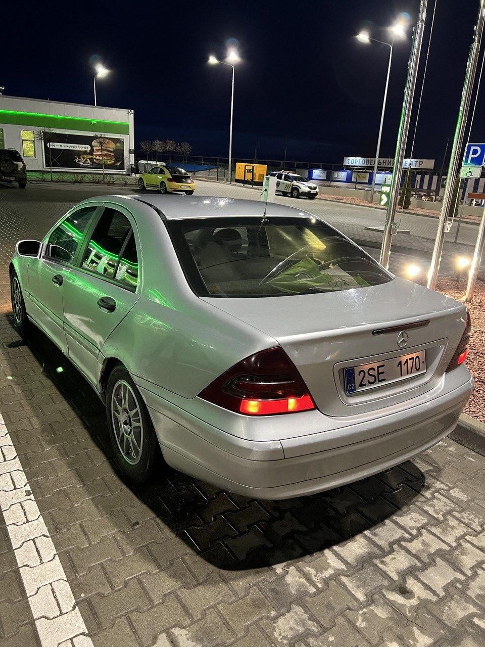 Продаж Mercedes-Benz C-Class