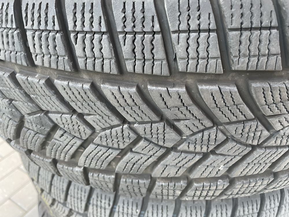 Рещина 215/65/ R 17