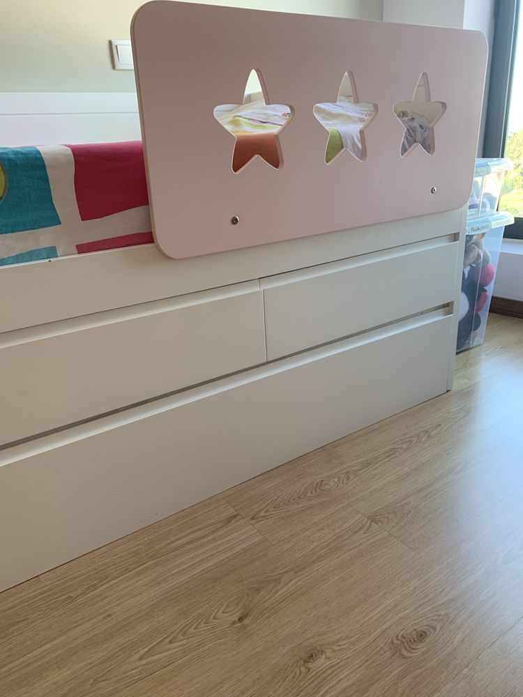 Cama de crianca (2 camas)