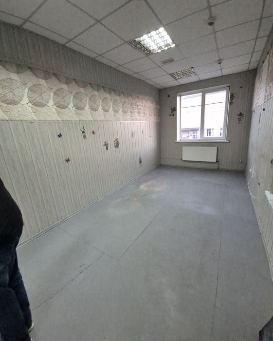 Довгострокова оренда офісного приміщення по вул. Янгеля