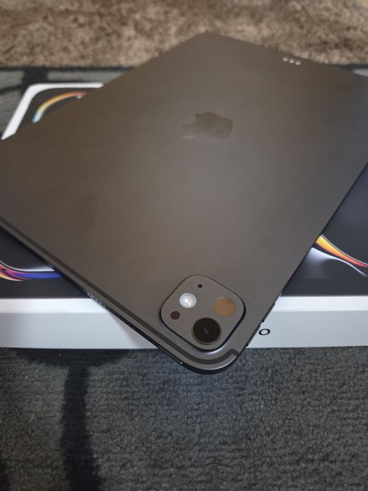 iPad Pro 11 M4 256GB como novo