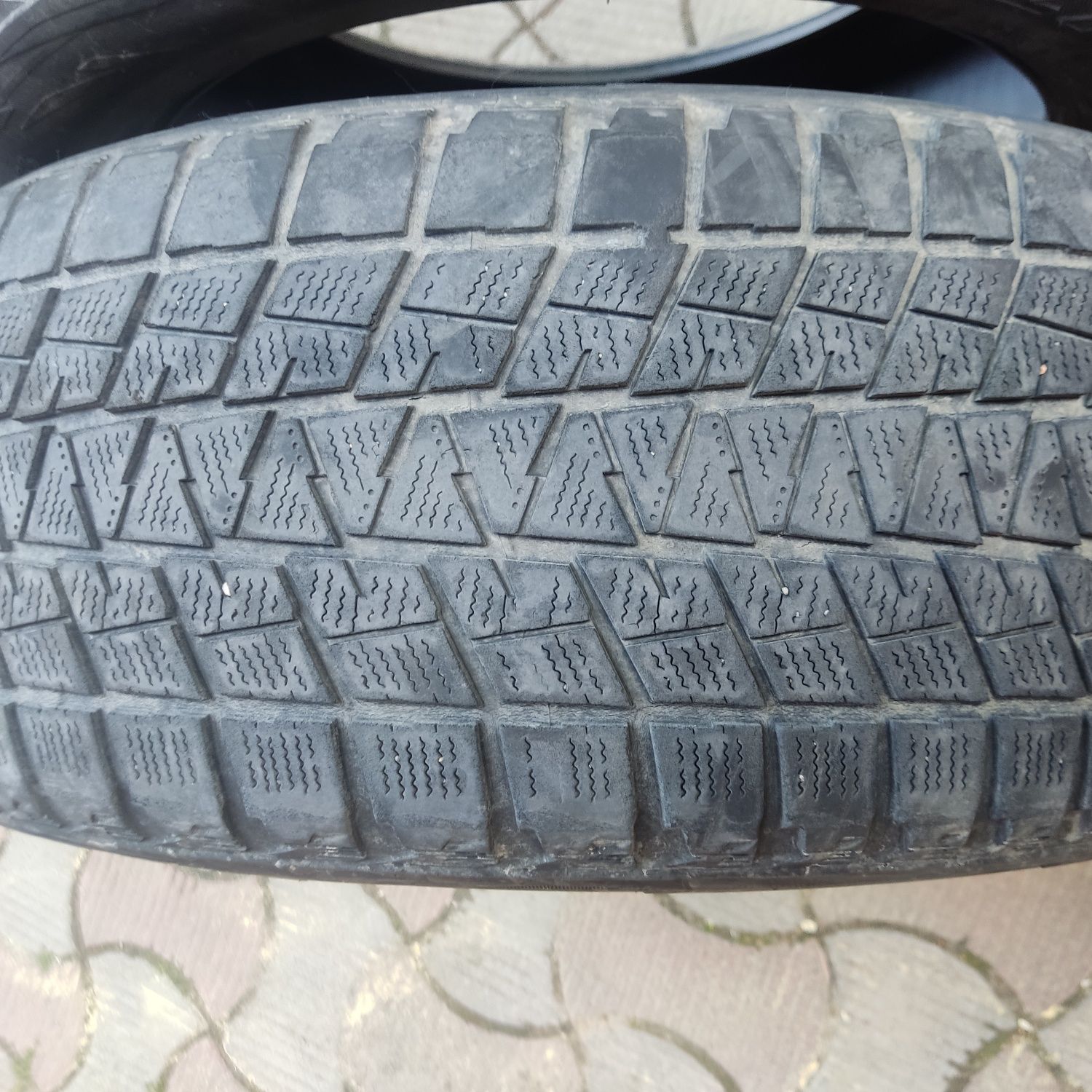 Шини зимові Bridgestone Blizzak 235/55 R19 2 шт без шипів