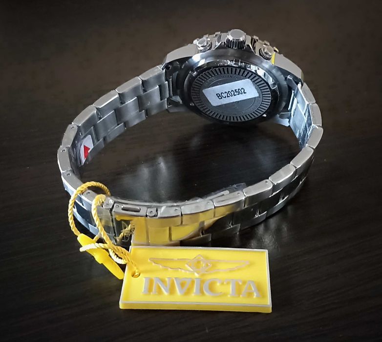 Invicta Specialty. Часы - хронограф